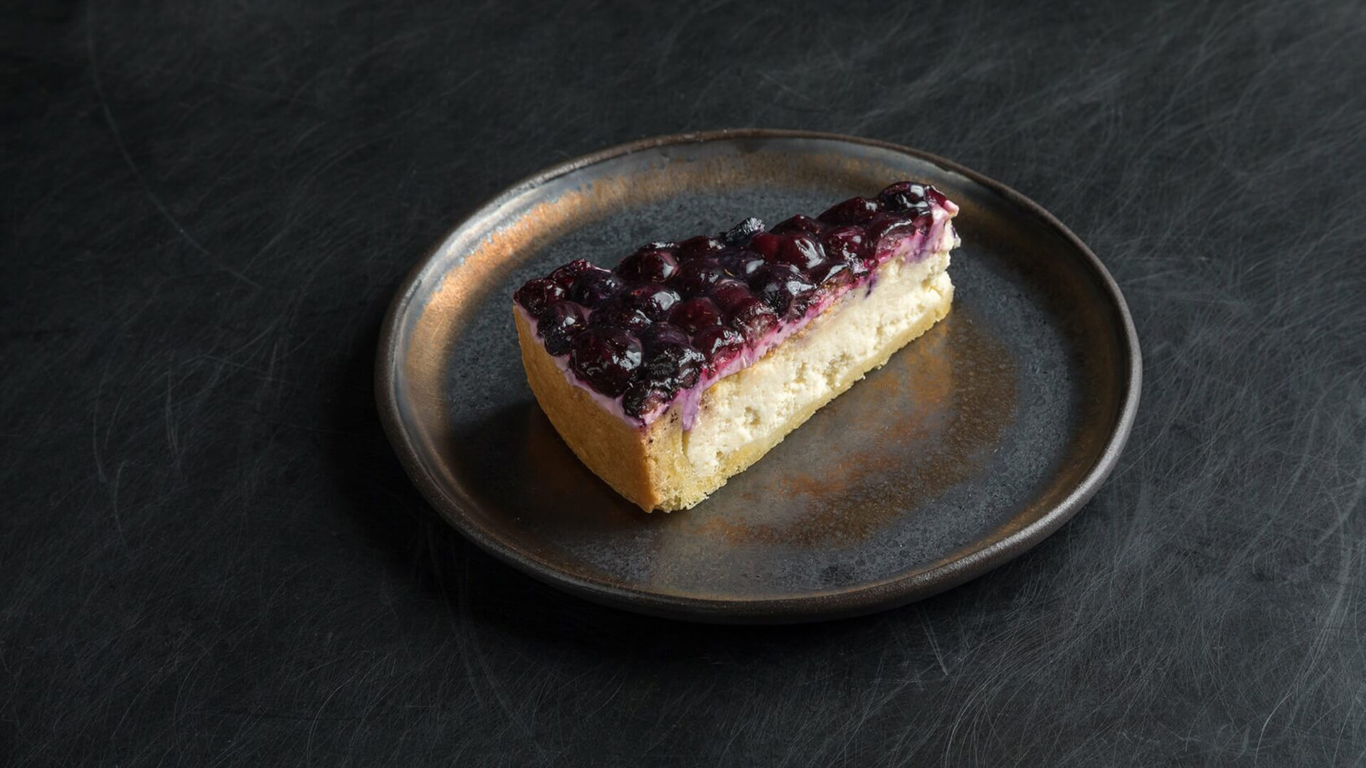 Tall and Creamy New York Cheesecake Recipe - Twin Muses
